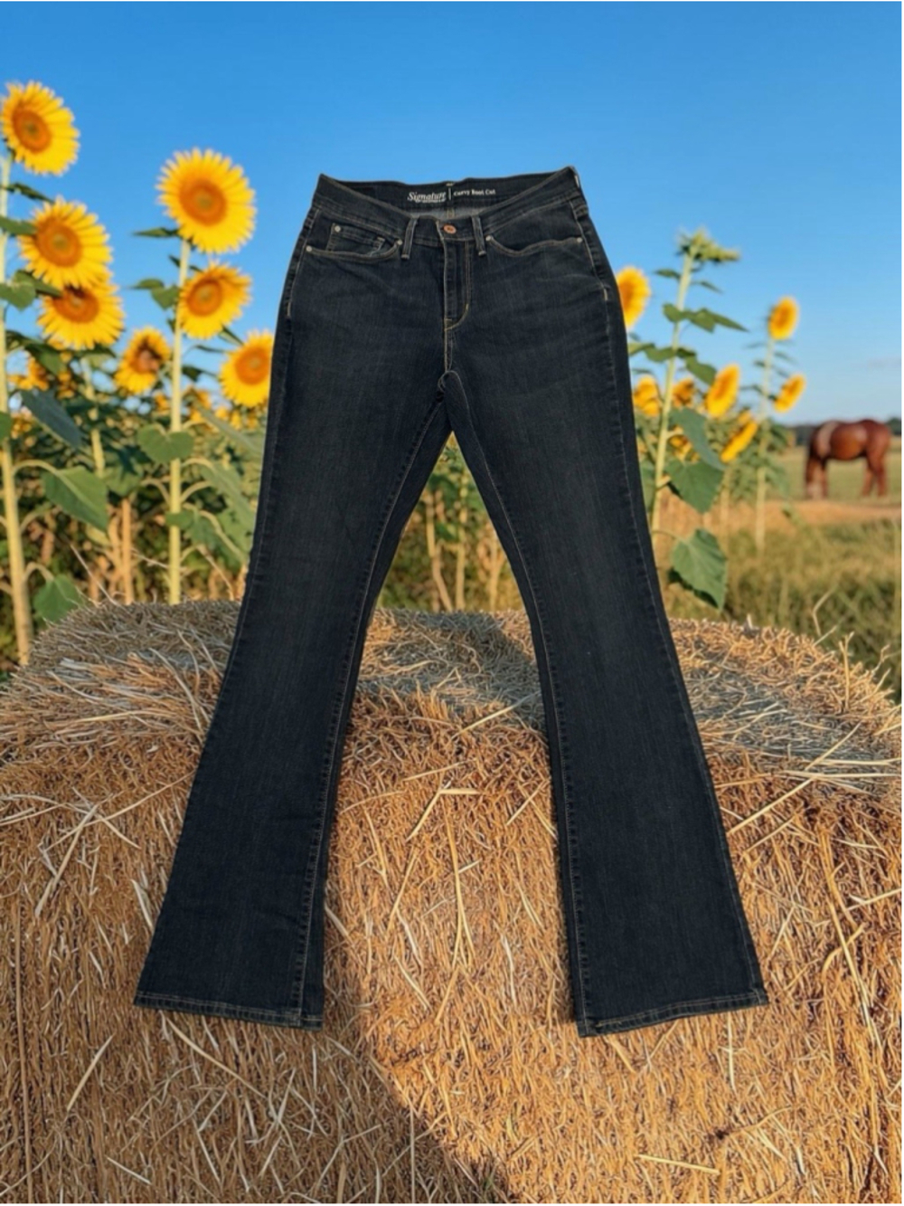Signature Levi Curvy Boot Cut Jeans Women 4L LONG (27 X 34) Blue MidRise Cowgirl